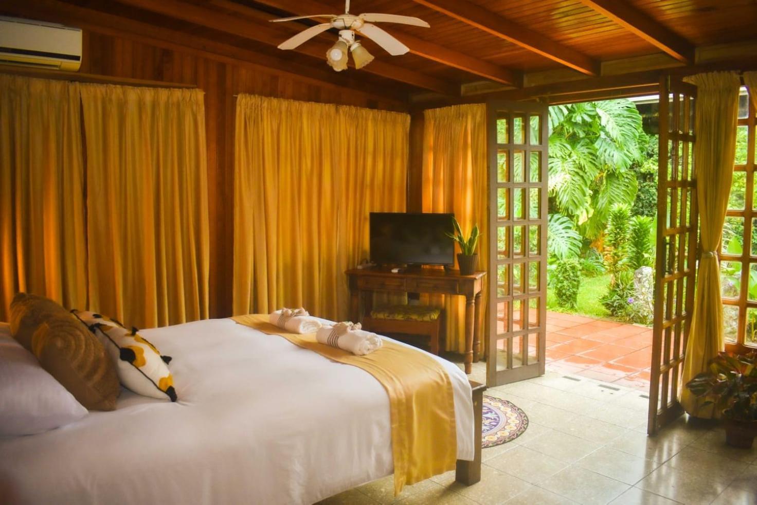 Turrialba Bed & Breakfast Ngoại thất bức ảnh