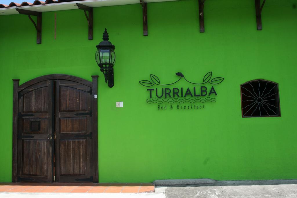 Turrialba Bed & Breakfast Ngoại thất bức ảnh