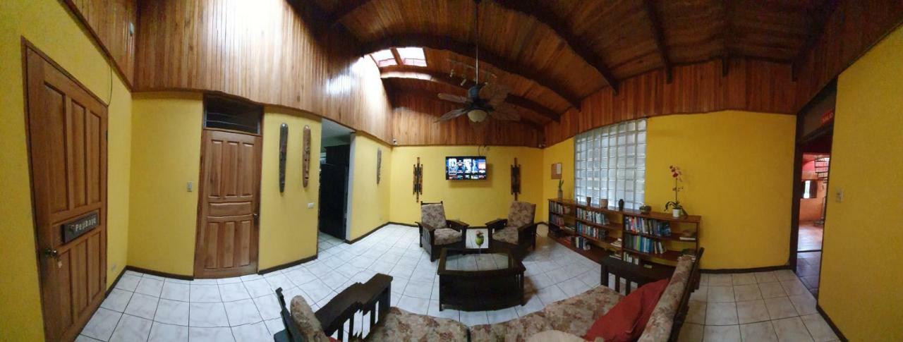 Turrialba Bed & Breakfast Ngoại thất bức ảnh