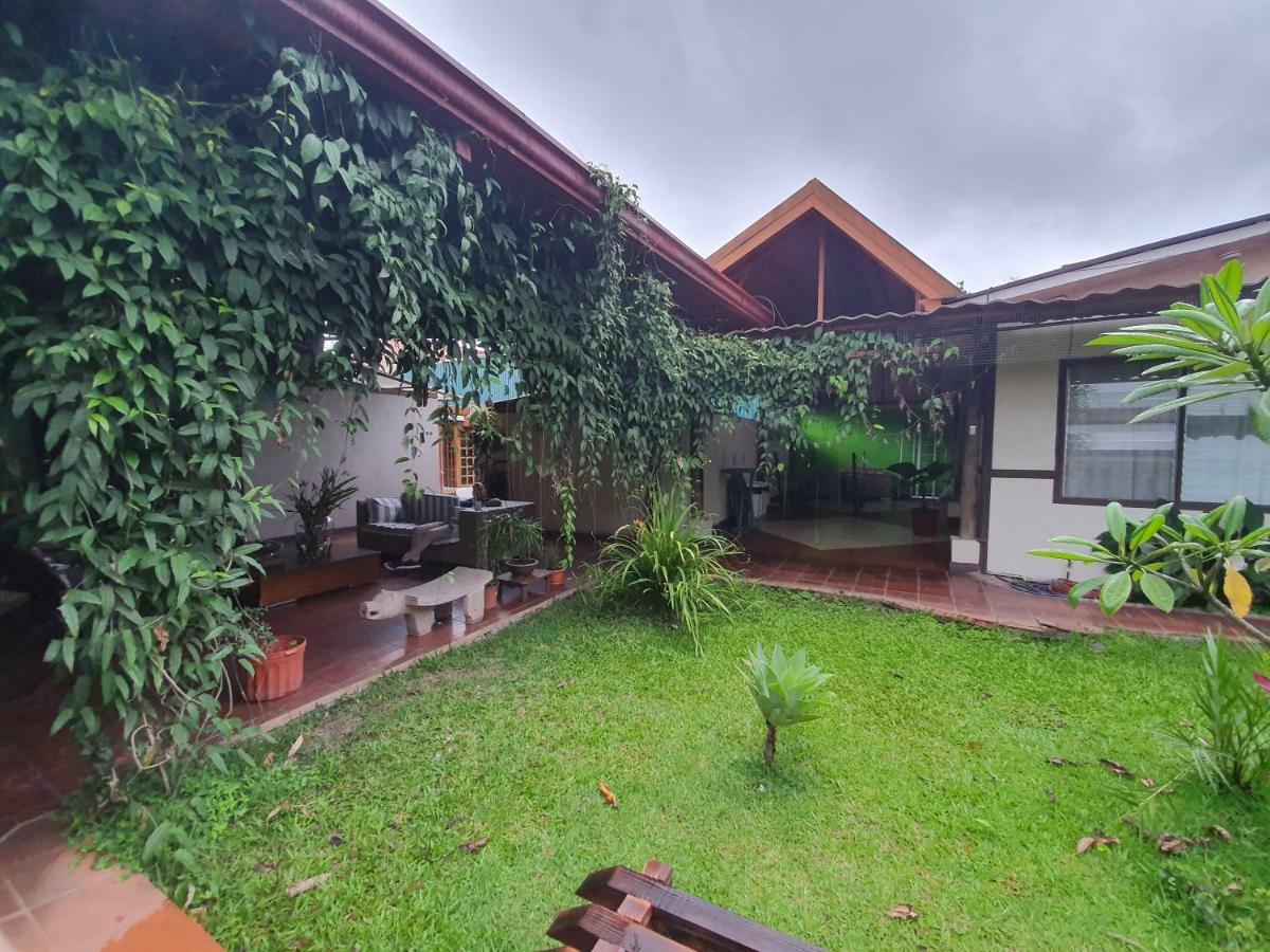 Turrialba Bed & Breakfast Ngoại thất bức ảnh