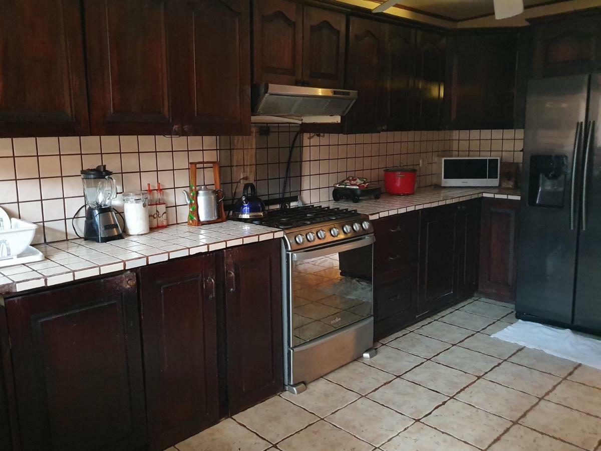 Turrialba Bed & Breakfast Ngoại thất bức ảnh